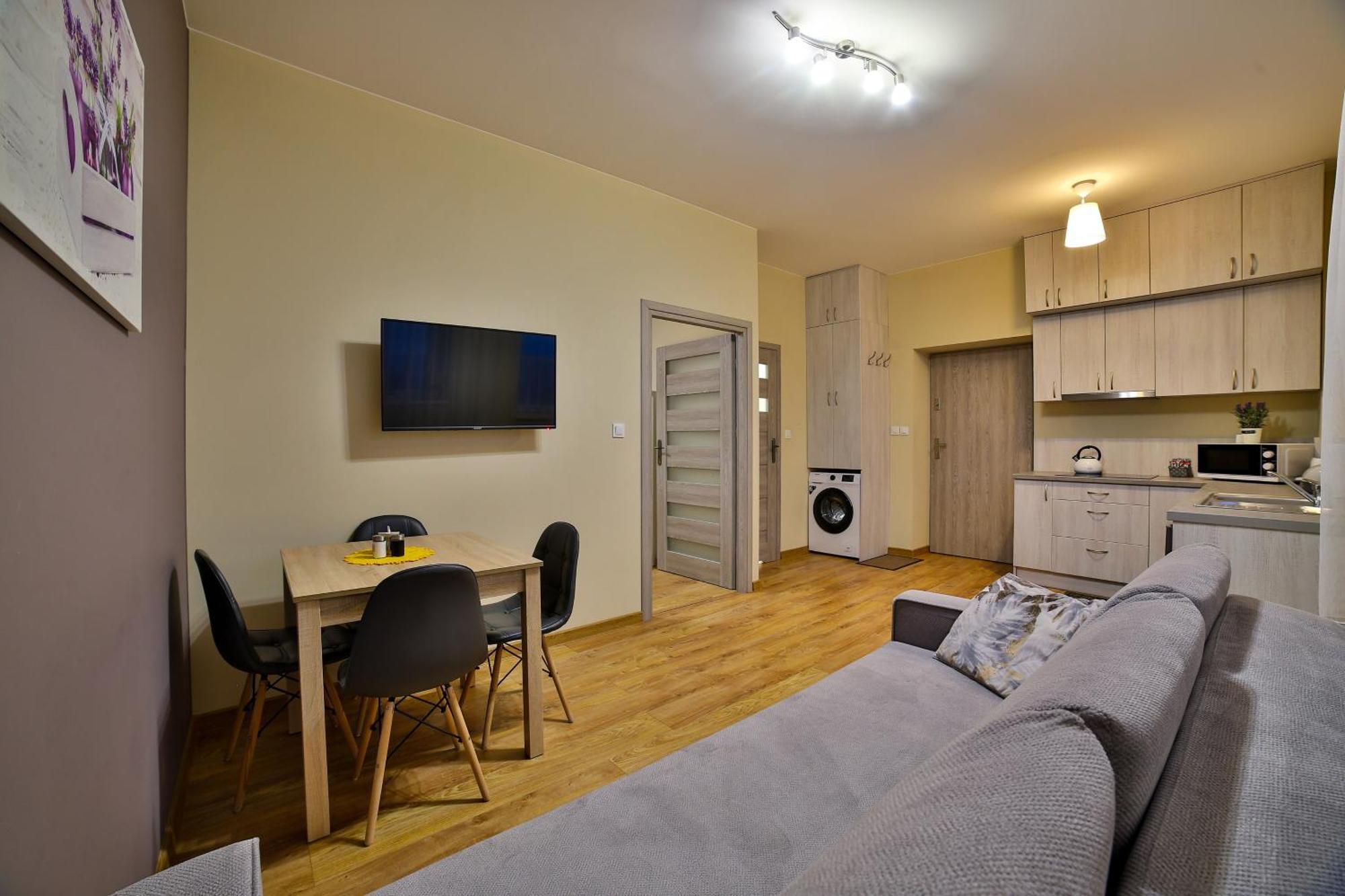 Apartamenty KOMBI Nowy Targ Bagian luar foto